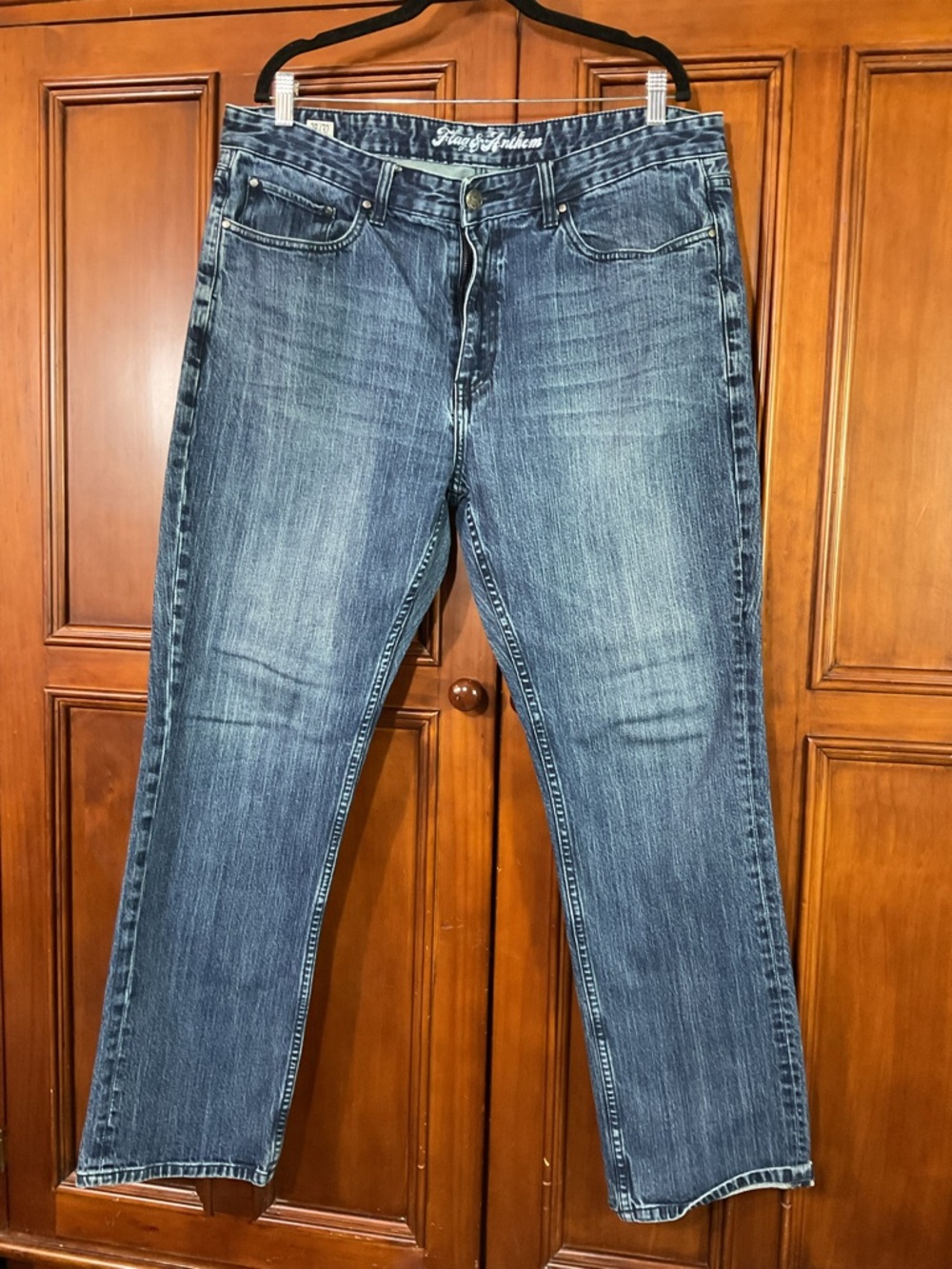 Flag & Anthem Men’s Denim Jeans Size 38/32 Straight Distressed LighterWash Blue